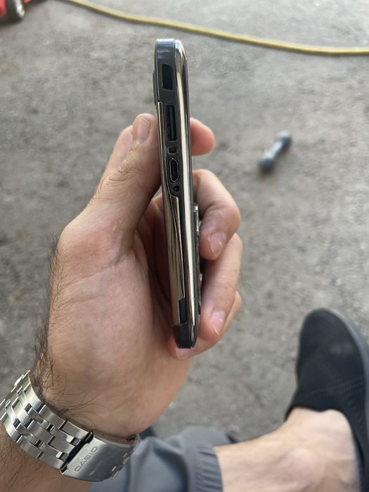 продам нокия Е 71 цена 25000