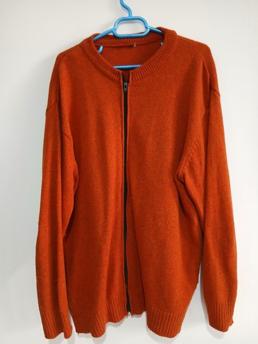 Pulovar cu fermoar unisex bumbac 100 % marimea 50-52 sau XXL in s