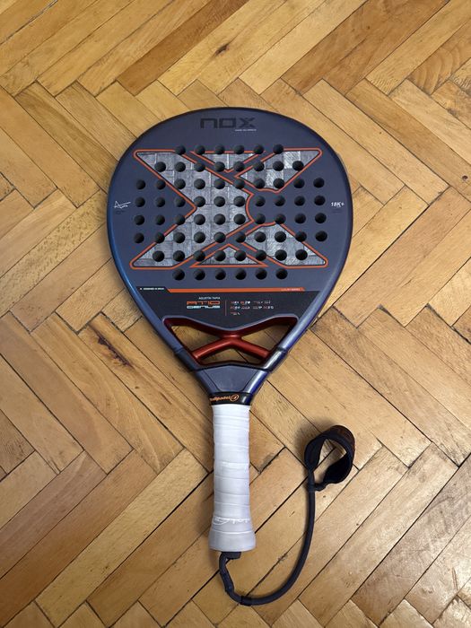 Racheta de padel NOX AT10 GENIUS 18K