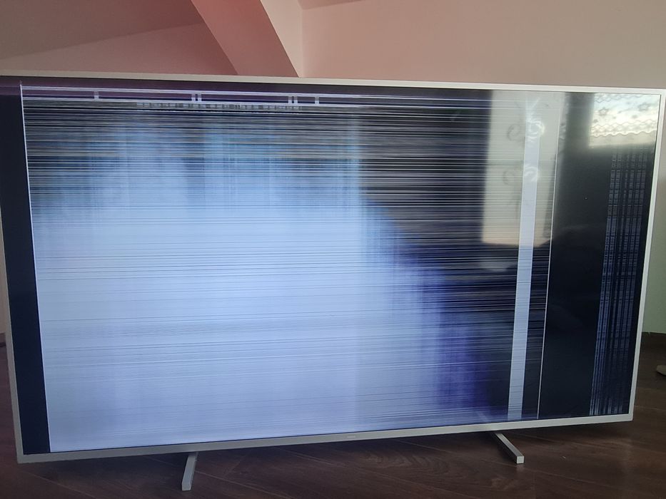 Philips 70PUS7855/12 – 70” 4K Ambilight  defect, pentru piese/reparație