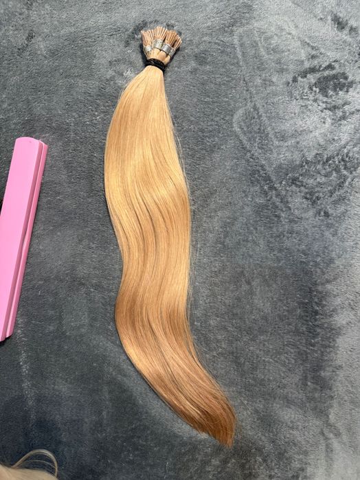 Екстеншъни на кератинови кичури