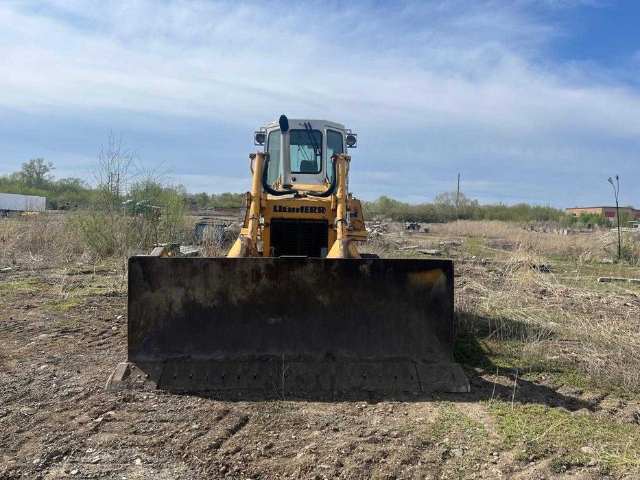 Продам Бульдозер