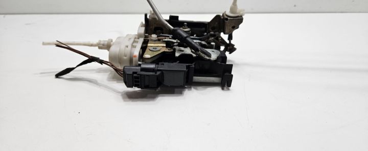 Broasca usa dreapta fata 4D1837016D Audi A4 B5