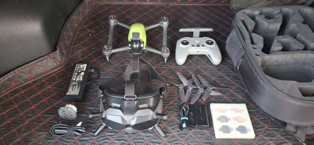 Комплект дрона DJI FPV