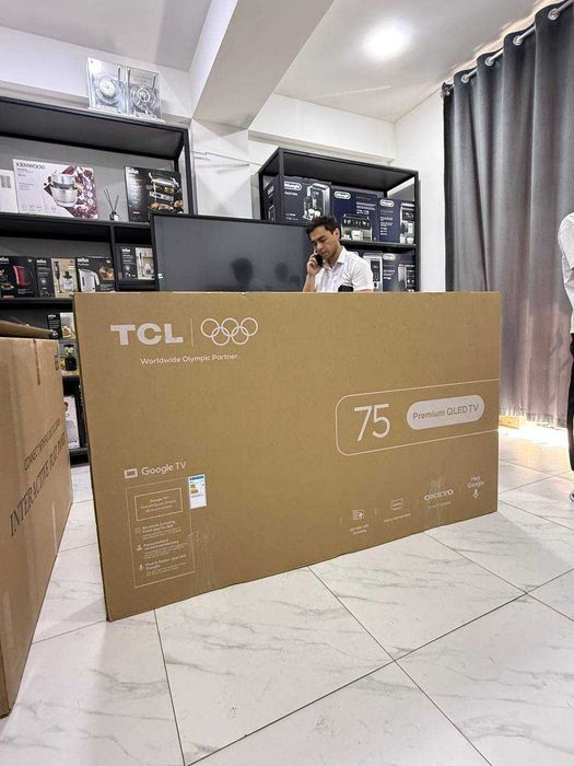 Телевизор TCL 75 4K Premium QLED два пульта дистанционного управления