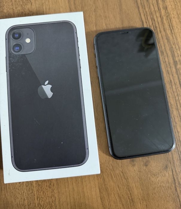 Продам айфон 11 срочно полный комплект