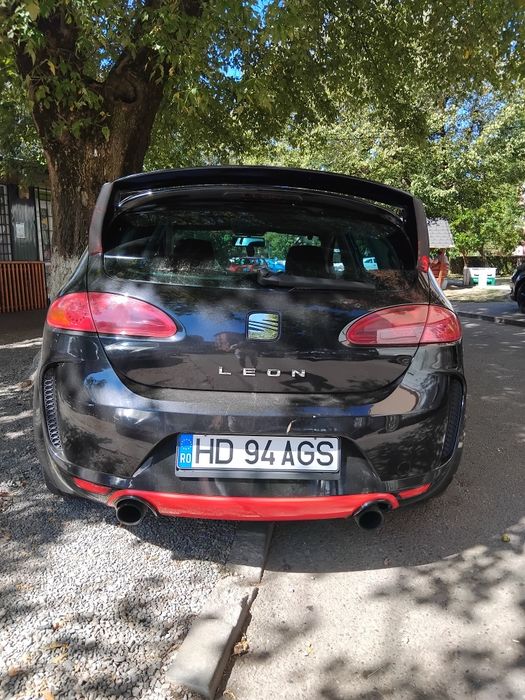 Vând Seat Leon FR