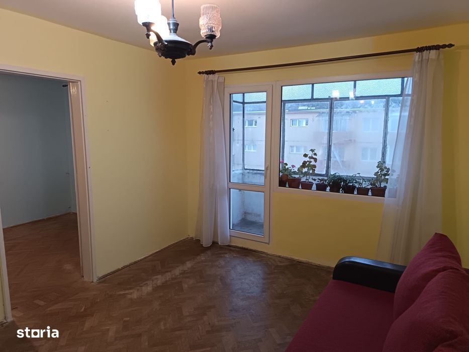 Apartament cu 2 camere, strada Uranus, in Astra, Brasov — fotografia 1
