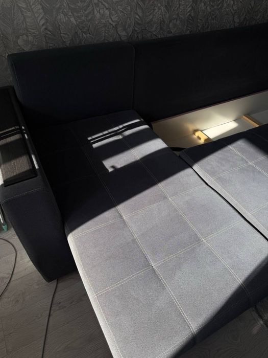 Продаю диван состояние отличное