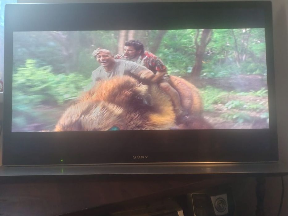 Продам телевизор