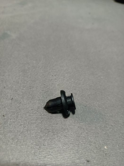 Копче клипс щипка за honda