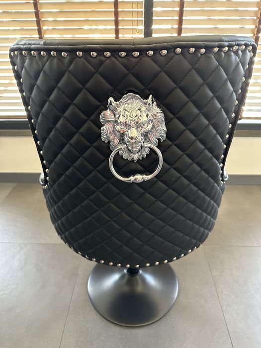 Трапезни столове Лион с 2г гаранция и безплатна доставка до офис