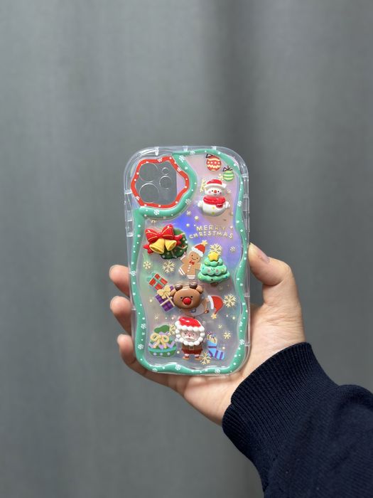 Продам Новогодние чехлы на айфоны