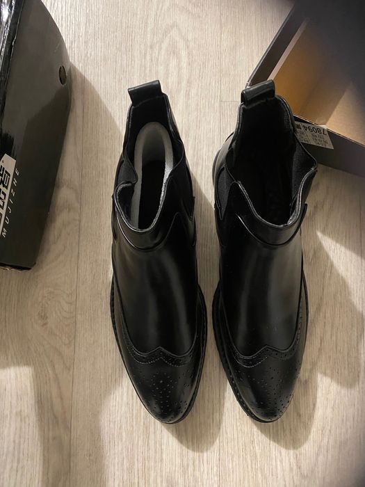 Продам мужскую обувь