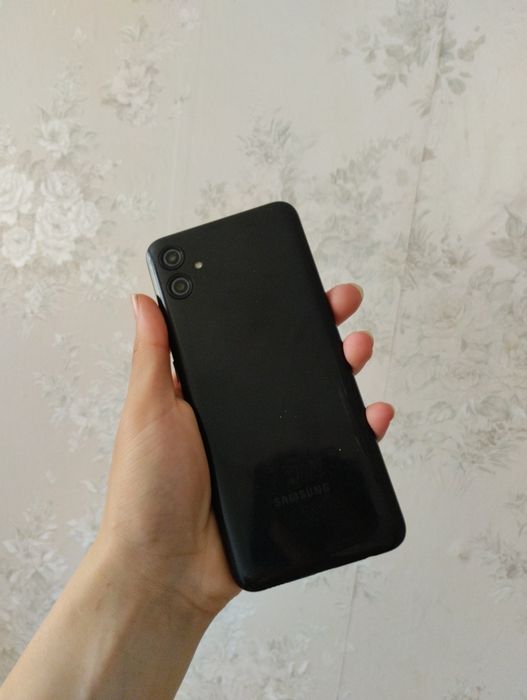 Телефон в хорошем состоянии