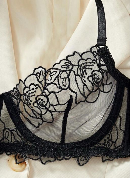 Комплект красиво дамско дантелено бельо нов