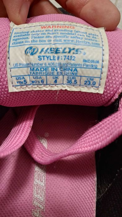 Adidasi role Heelys