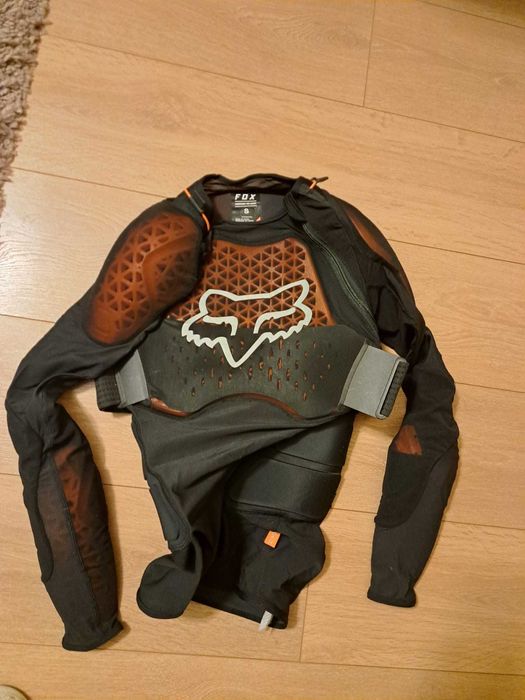 Armura (jacheta) FOX Baseframe PRO marimea S