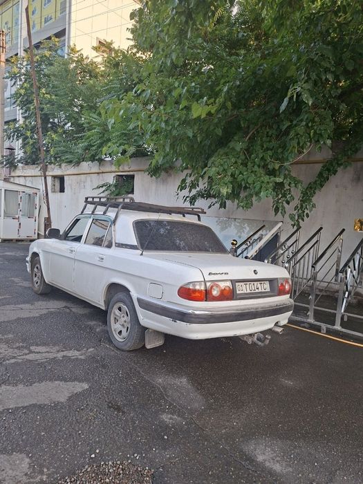 Gaz 3105 sotiladi