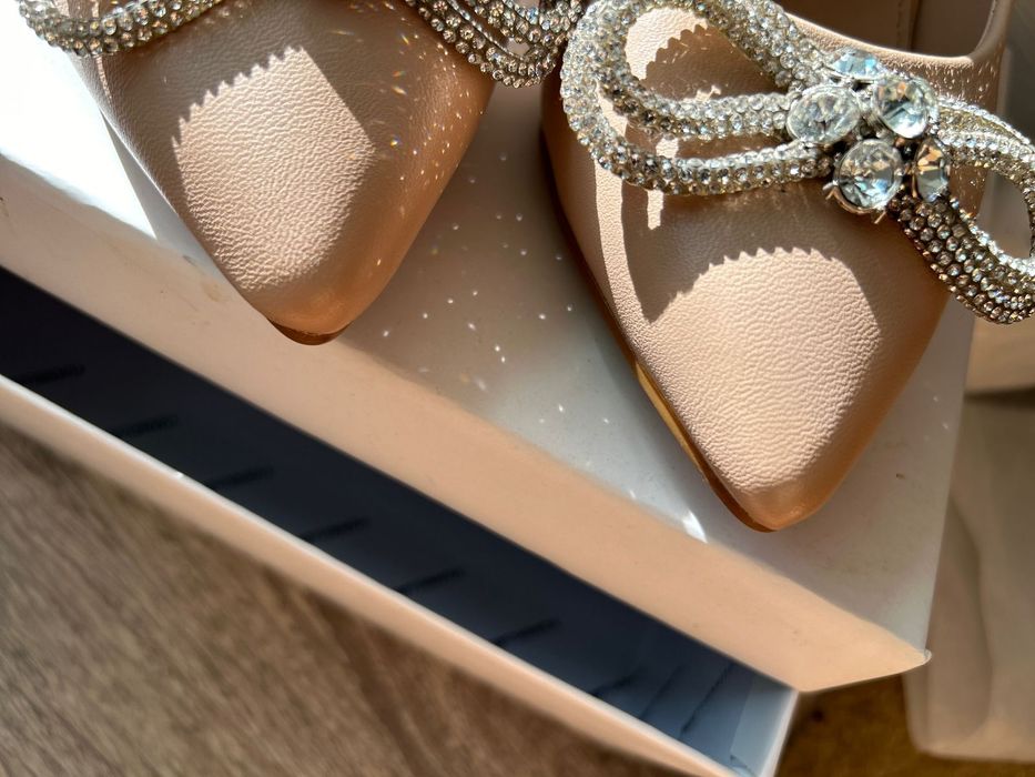 туфли продам новый.