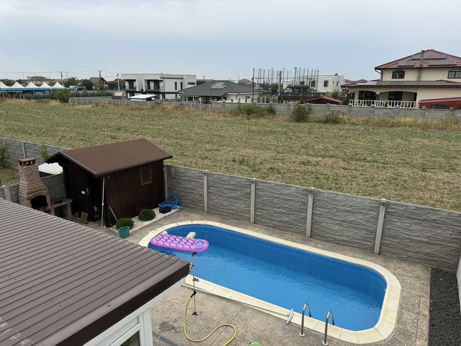 Proprietar Vand Duplex 110 mp utili, piscina, Mosnita Noua