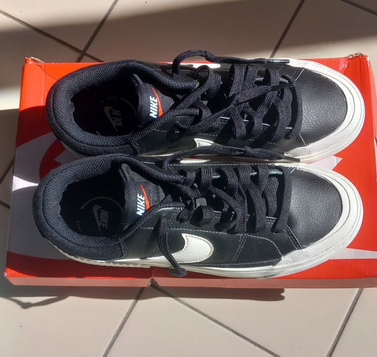 Спортни дамски обувки Nike