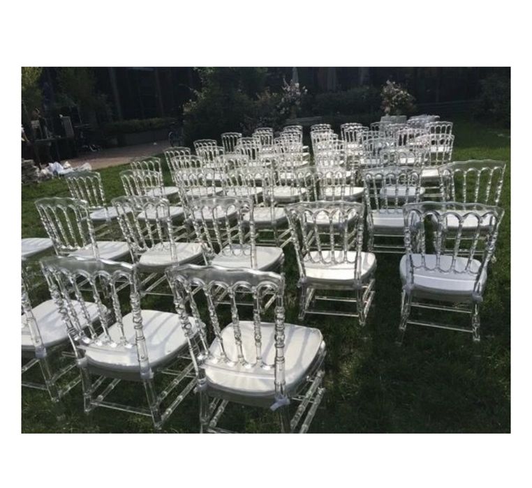 Столы и стулья в аренду