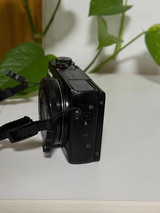 Camera digitala CANON G7X