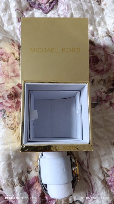 Продам женские часы Michael Kоrs