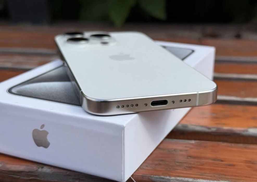 Айфон 15 Pro Max