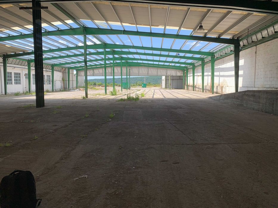 Vand Hala industriala 4080mp ,folosita