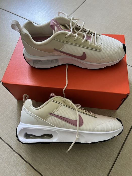 Nike Air Max  produs nou