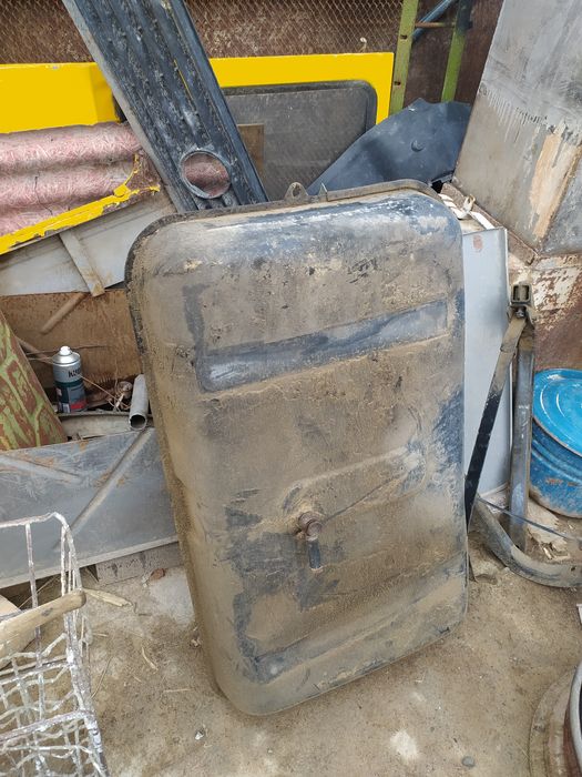 Продам бак 90 литровый