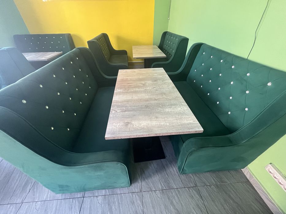 Продам стол диван для общепита