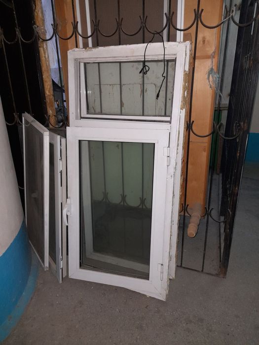 Продам пластиковые рамы