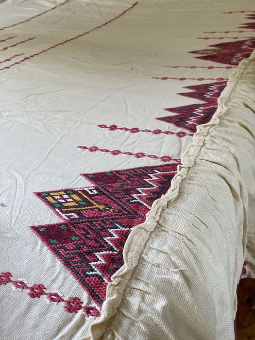 Кувертюра за спалня, ръчно шито на панама