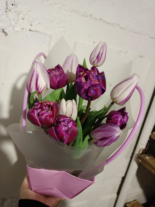 Сумочки с тюльпанами цветы