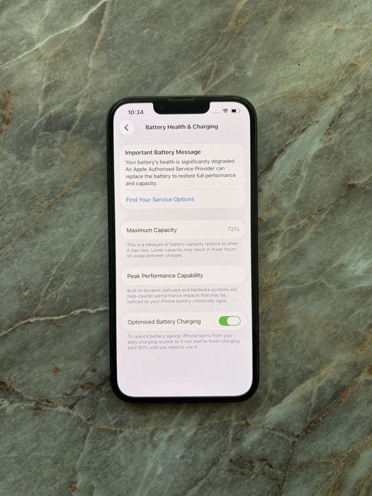 Vând iPhone 13 128gb