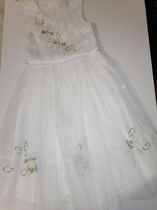 Нарядные платья для девочки 104 - 116