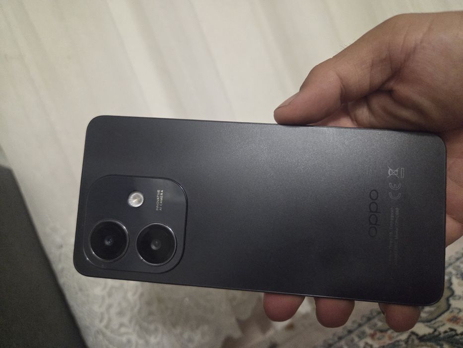 Oppo a40m , 6/256 гб
