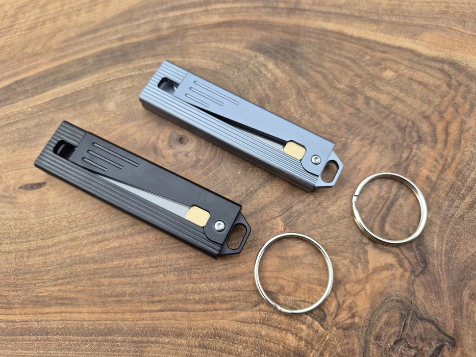 Джобно гравитационно ножче от алуминий