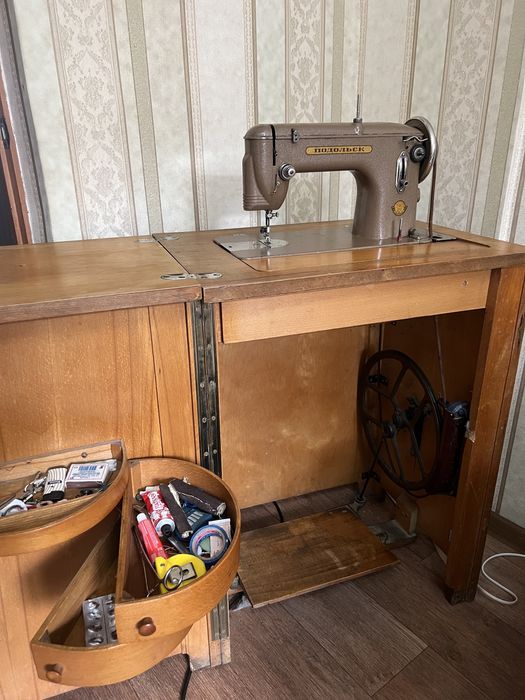 Швейная машинка