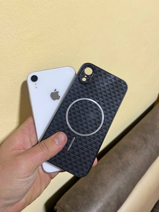 iphone xr 64 gb naxt srocna