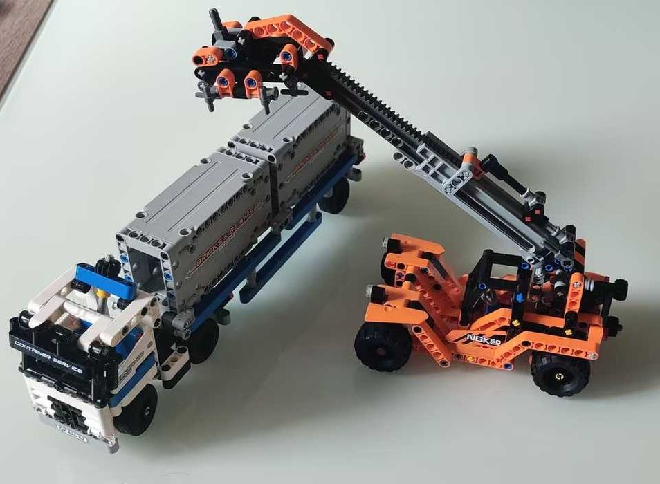 Lego Tehnic 42062 : Container Yard