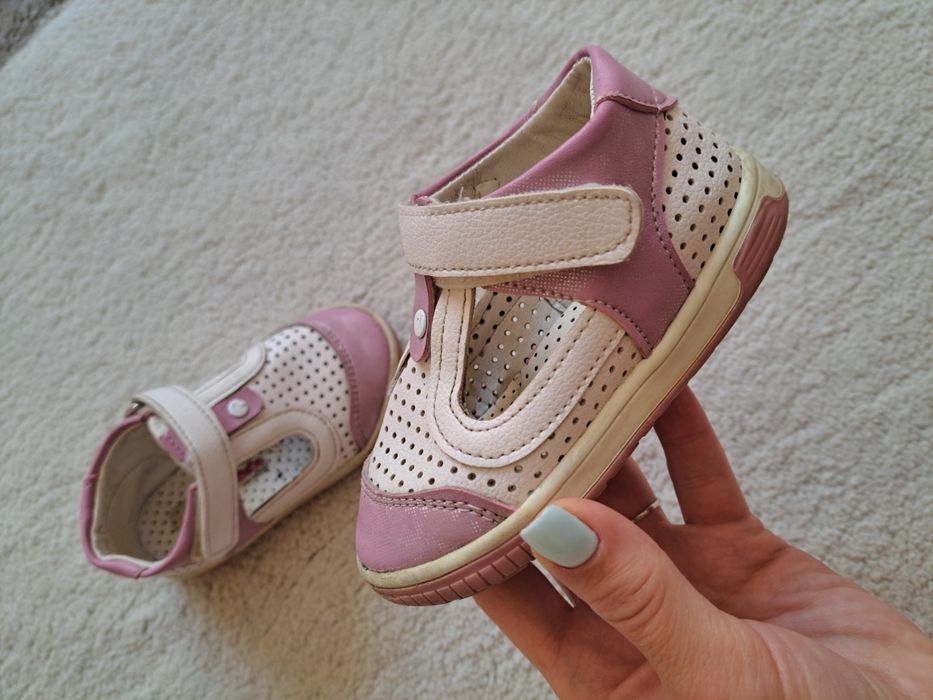 Бебешки/детски сандали 21