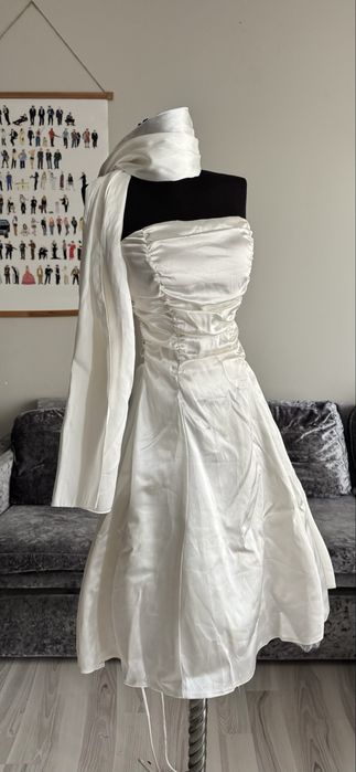 Дизайнерска официална рокля