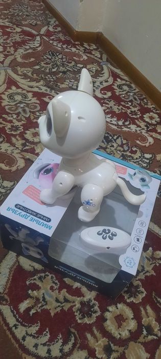 Игрушка. Робот-котёнок с дистанционным управлением