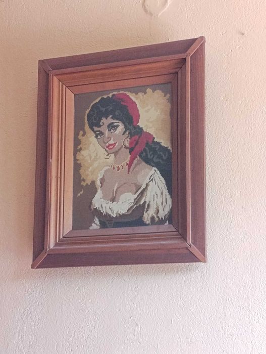 Това са 2 гоблина и са в отлично състояние доста запазени уникални са който има интерес двете или 1 та да вземе да ме потърси