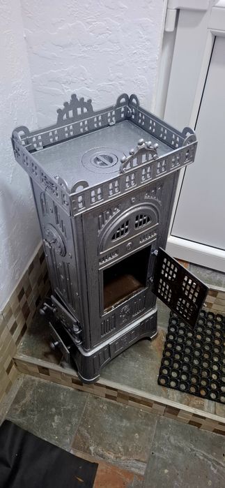 Soba din fonta vintage anii 1900