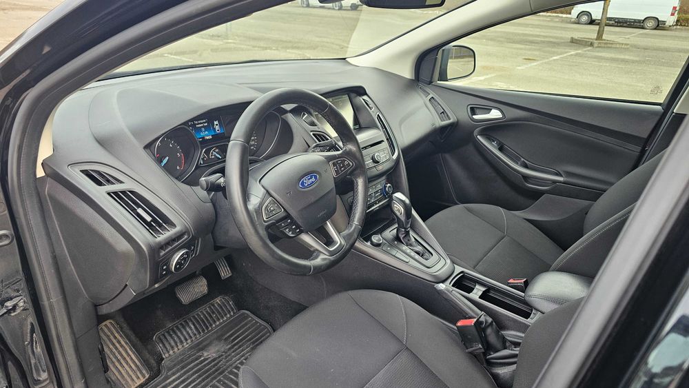 Ford Focus 1.5 Automat / AC / Navi / 120 CP